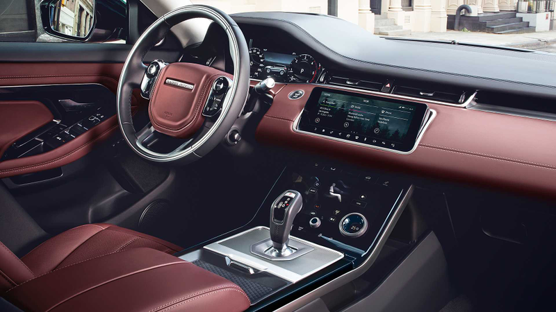 Illustration for article titled The 2020 Range Rover Evoque Lets You See Through the Hood
